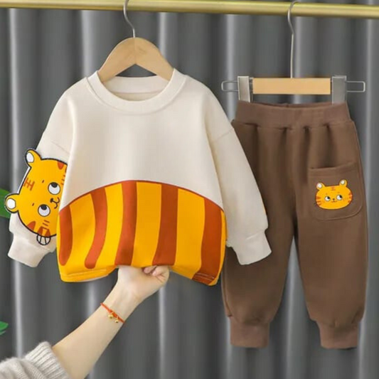 Winter Tiger Printed Sweatshirt Track Suit for Kids(each) KWT-18