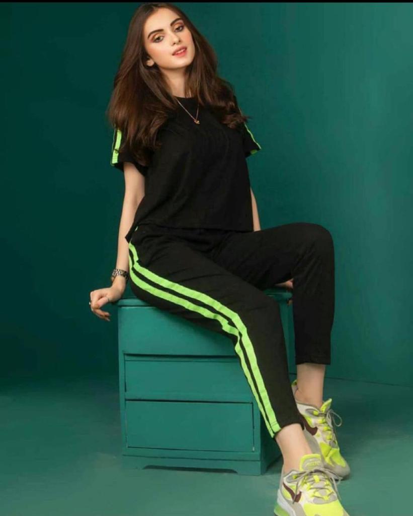 green stripe track suit half sleeves (427)