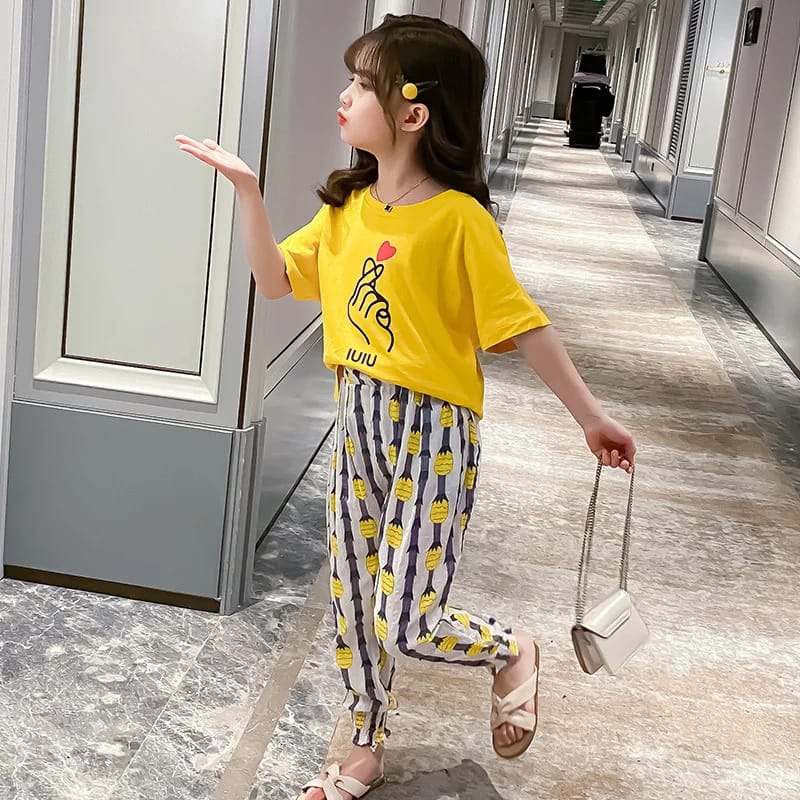 Yellow Charm suit for kids (829)